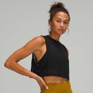 Lululemon All Yours Crop Tank Top *Veil. Black. Size 6